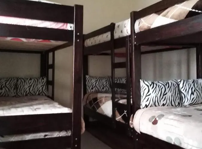 Taytacha House Hostel *